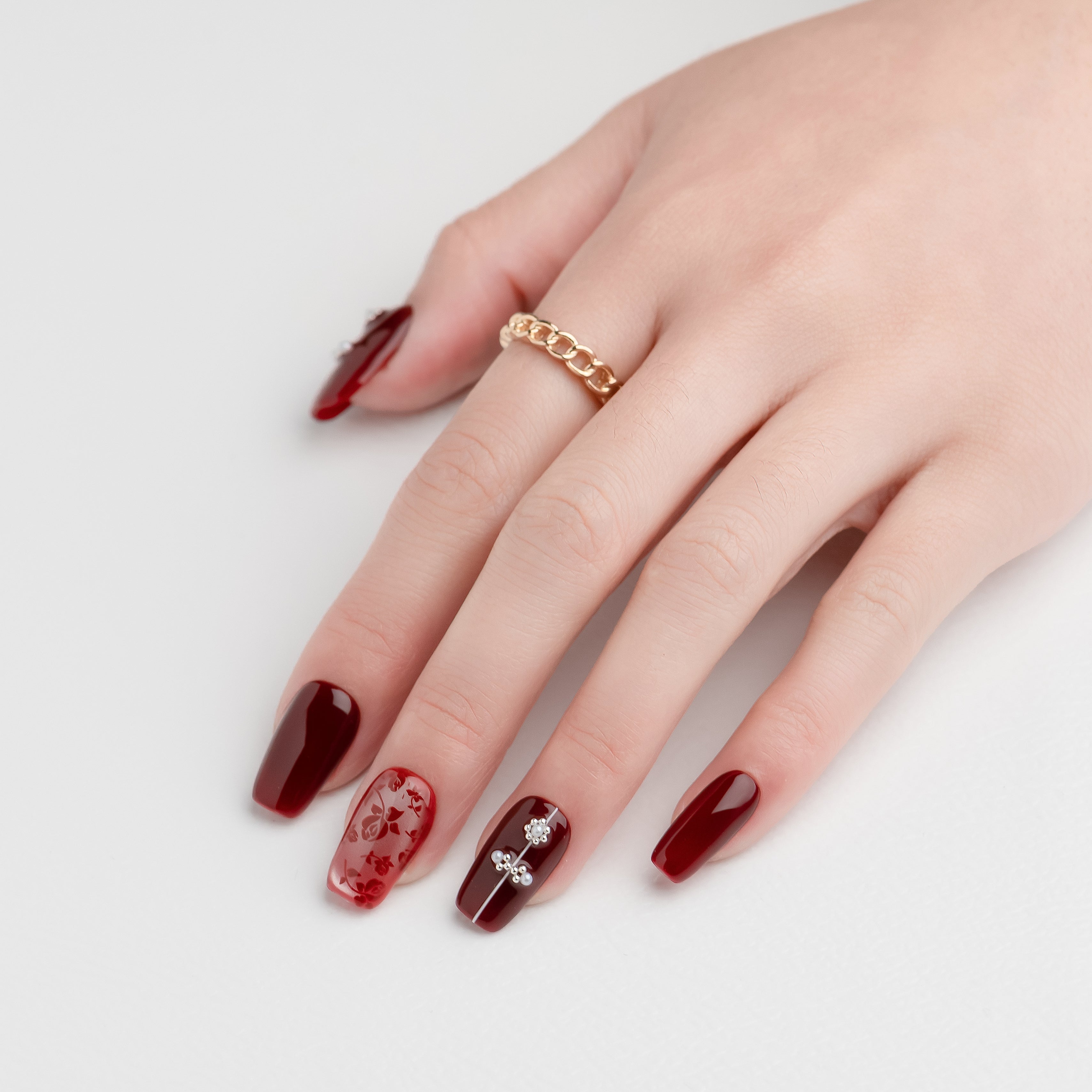 OUROBOROS レッドフラワー×ラインストーンネイル F02