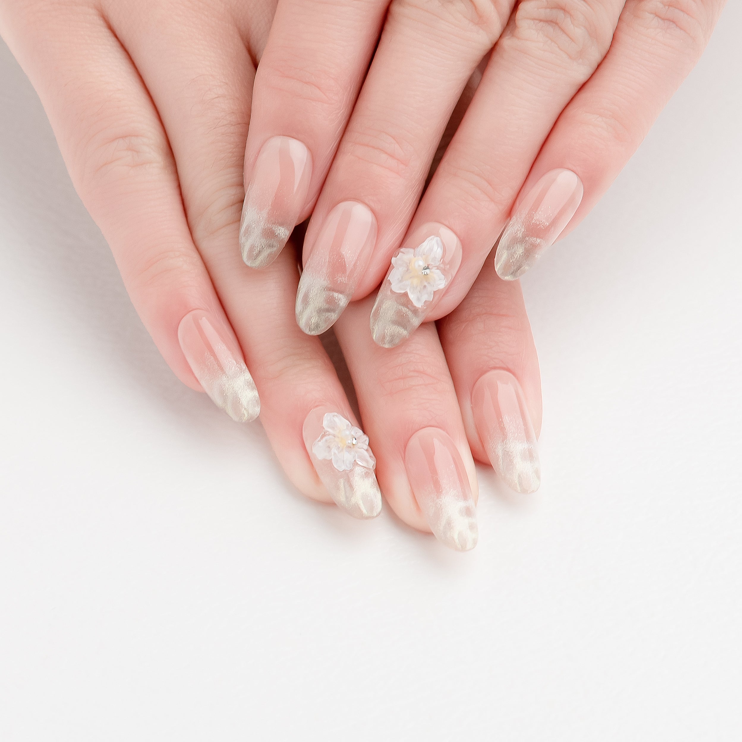 OUROBOROS シアーピンク×ゴールドフラワーネイル -F05