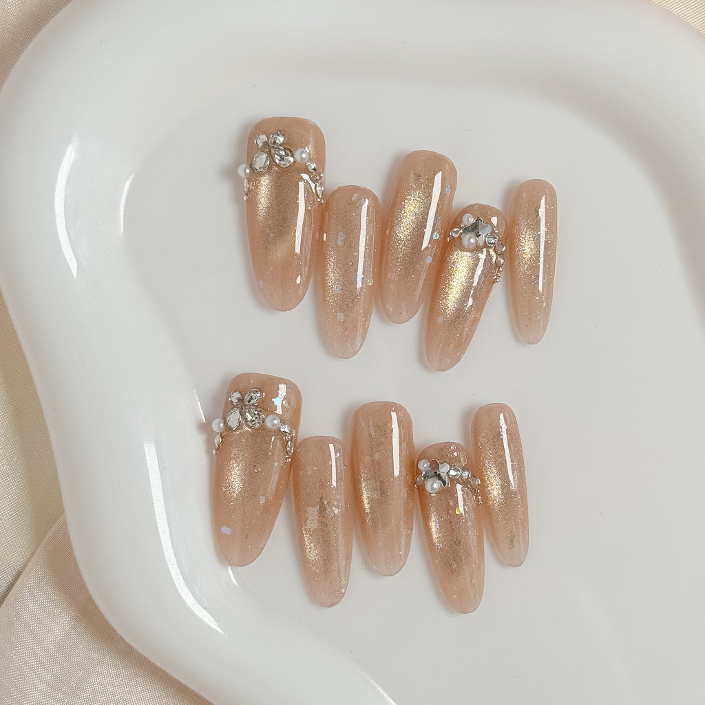 OUROBOROS ゴールドラメビジューネイル- F16