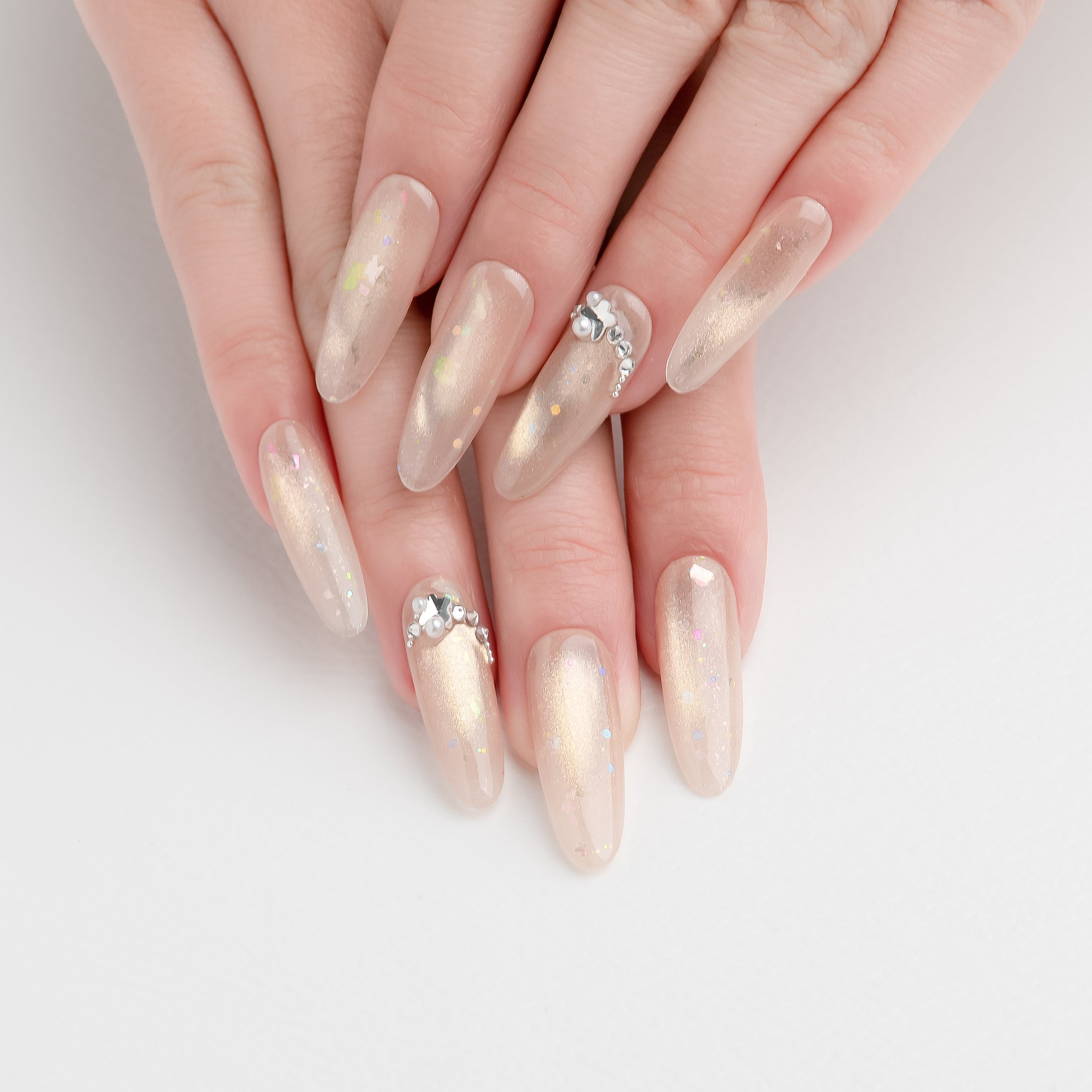 OUROBOROS ゴールドラメビジューネイル- F16