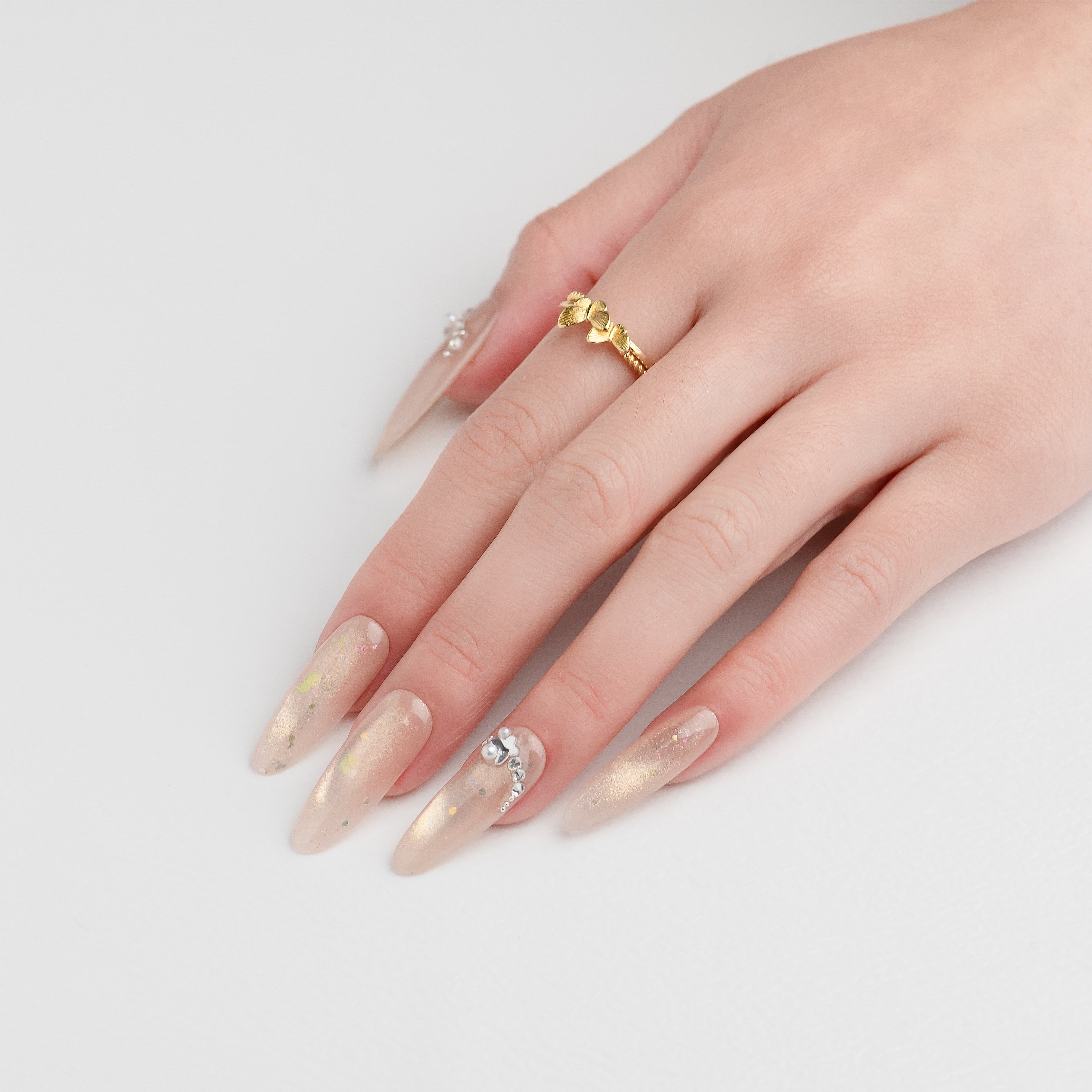 OUROBOROS ゴールドラメビジューネイル- F16