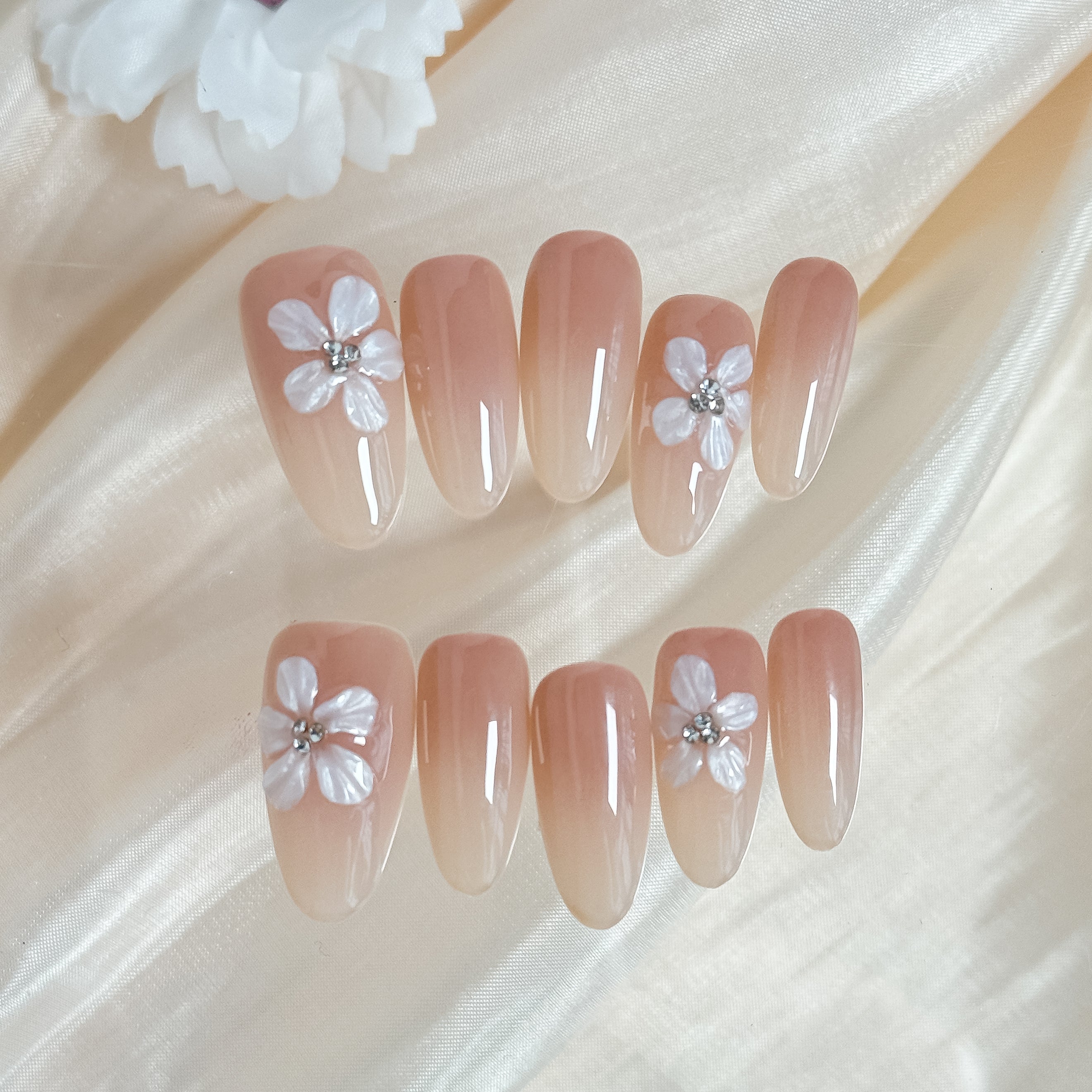 OUROBOROS ミルクベージュ×フラワーネイル - F21